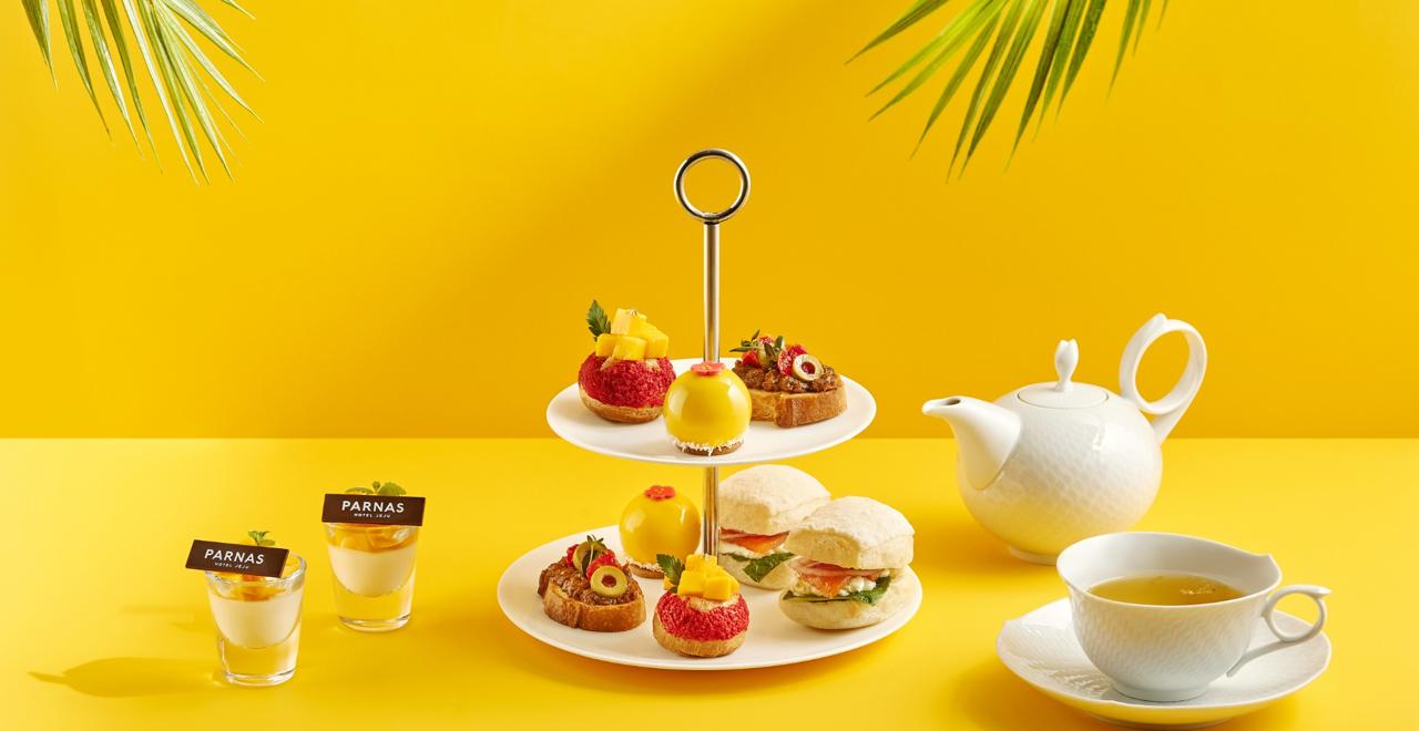 Summer Apple Mango Petit High Tea