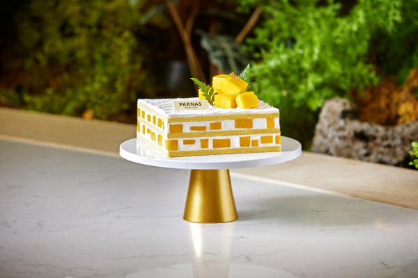 Mango cake