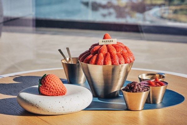 Sweet Strawberry Bingsu